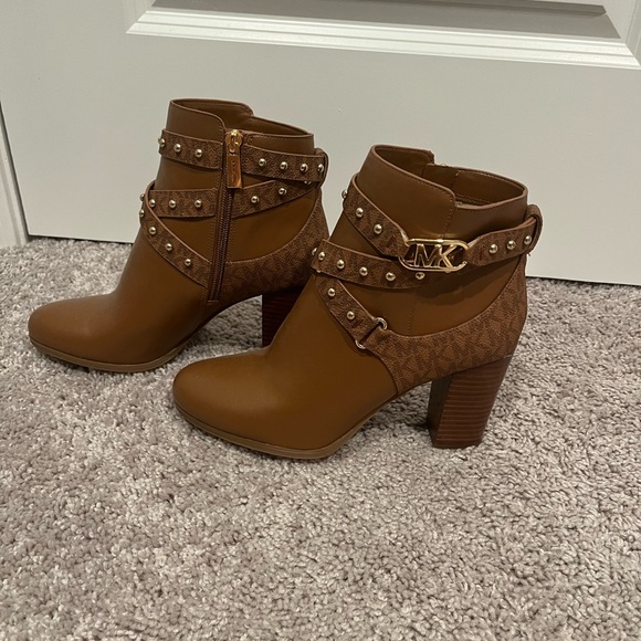 Michael Kors Brown Heeled Boots with Western Influence - Picture 1 of 3